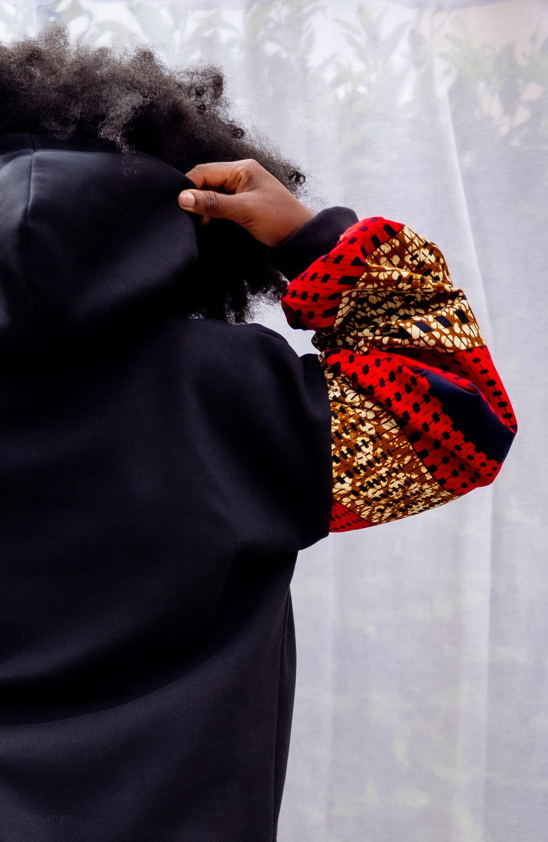 Hoodie wax Motema - Noir et Rouge