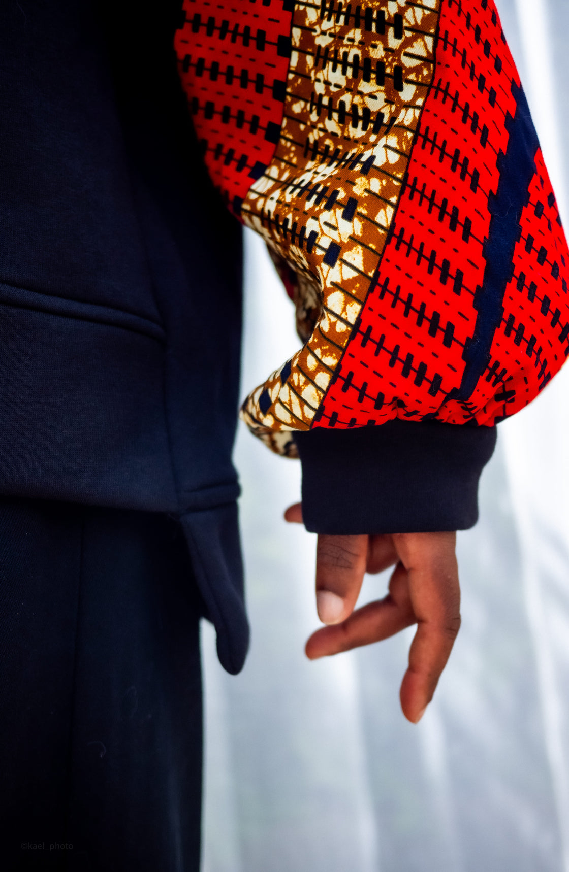 Hoodie wax Motema - Noir et Rouge