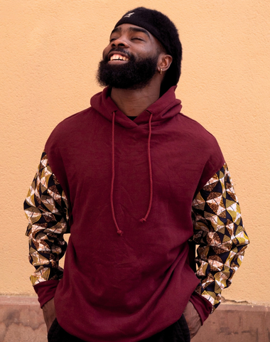 Hoodie Moutima Bolingo bordeaux en wax et molleton, vue de face
